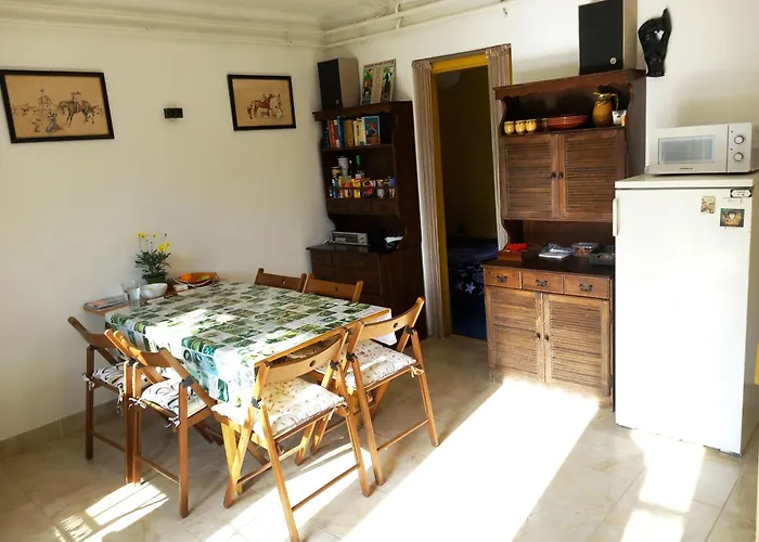 Kisfaludy Apartment House