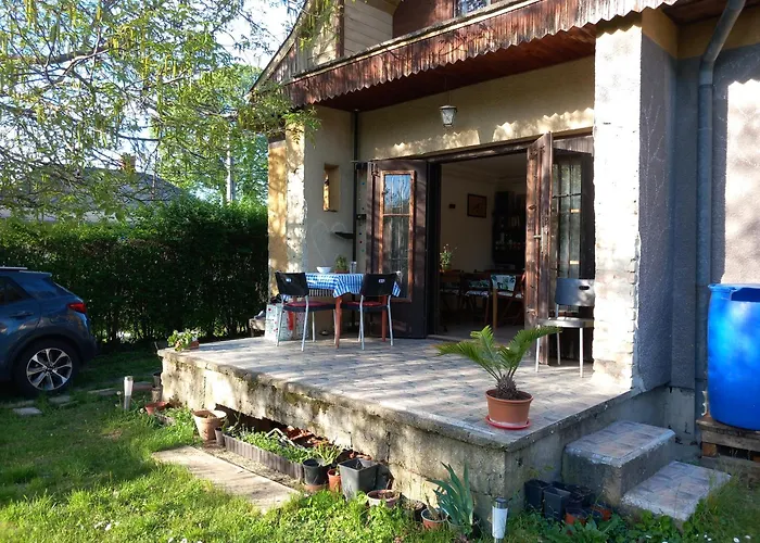 Kisfaludy Apartment House