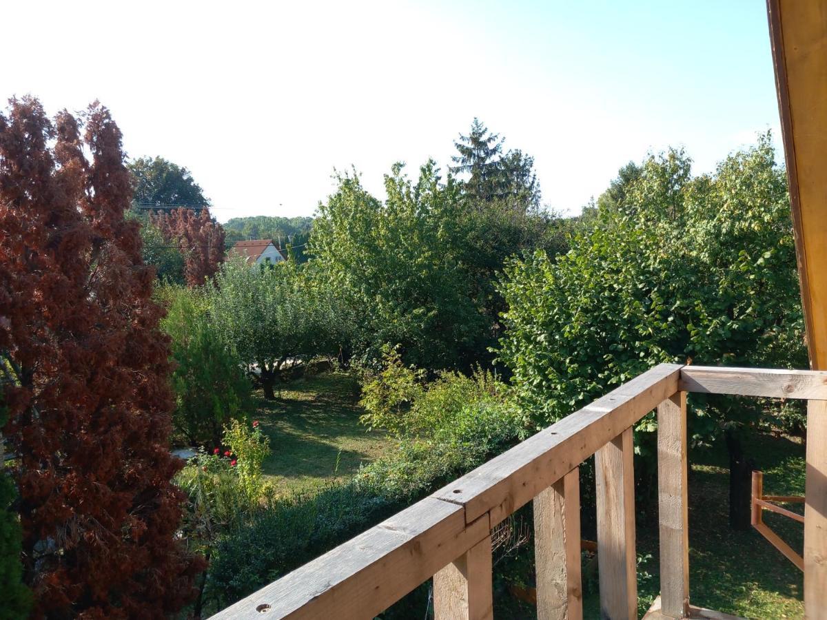 Kisfaludy House Апартаменти *