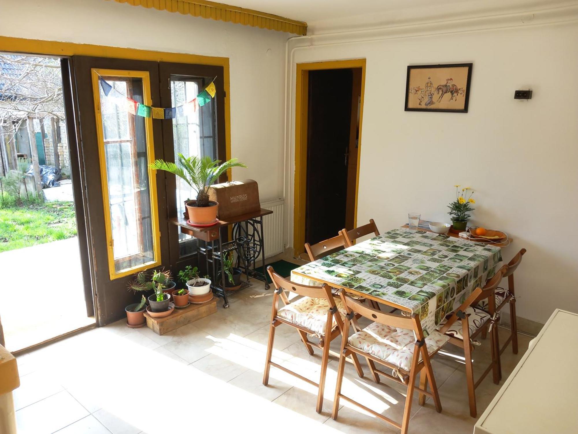 Kisfaludy House